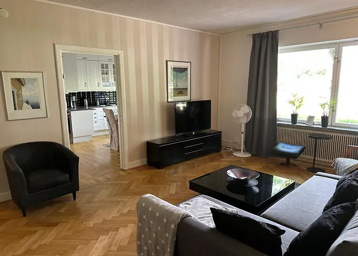 Pramkanalens Pensionat I Karlstad